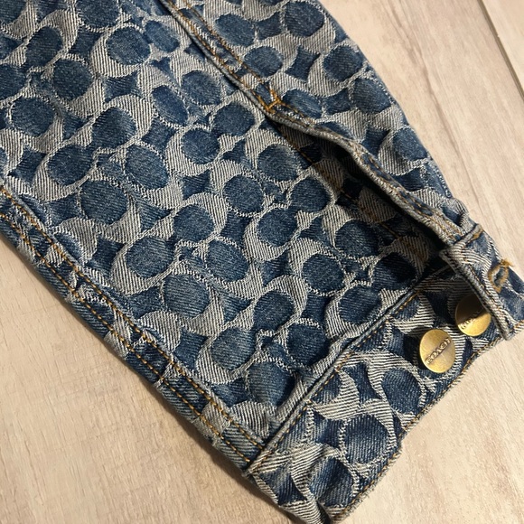 Blue Patterned Denim Jacket - Picture 7 of 8